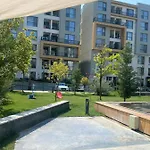 Apartman A Lovely Coastal Studio In Onix Blue, Mamaia-nord Năvodari
