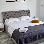 A Lovely Coastal Studio In Onix Blue, Mamaia-nord Năvodari