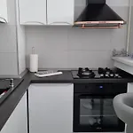A Lovely Coastal Studio In Onix Blue, Mamaia-nord