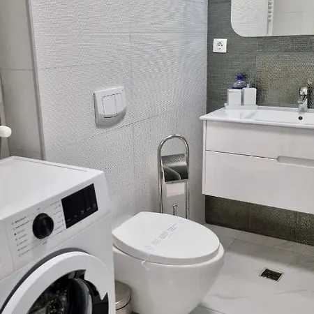 A Lovely Coastal Studio In Onix Blue, Mamaia-nord Năvodari