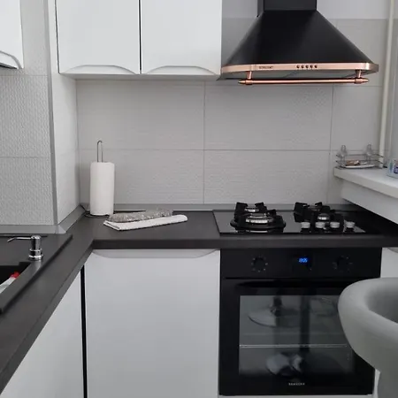 A Lovely Coastal Studio In Onix Blue, Mamaia-nord