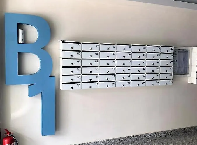 A Lovely Coastal Studio In Onix Blue, Mamaia-nord Apartment