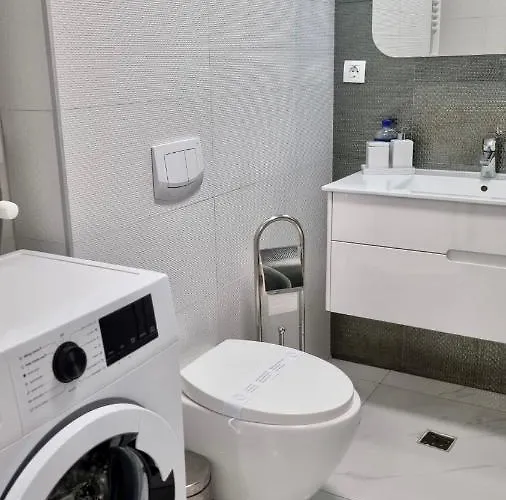 A Lovely Coastal Studio In Onix Blue, Mamaia-nord Navodari