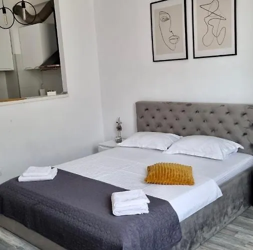 A Lovely Coastal Studio In Onix Blue, Mamaia-nord Apartment Navodari