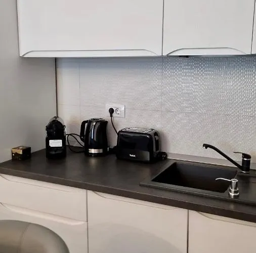 A Lovely Coastal Studio In Onix Blue, Mamaia-nord Apartment